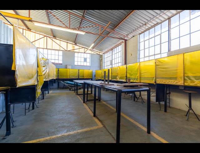 992M² WAREHOUSE FOR SALE IN DELAREY